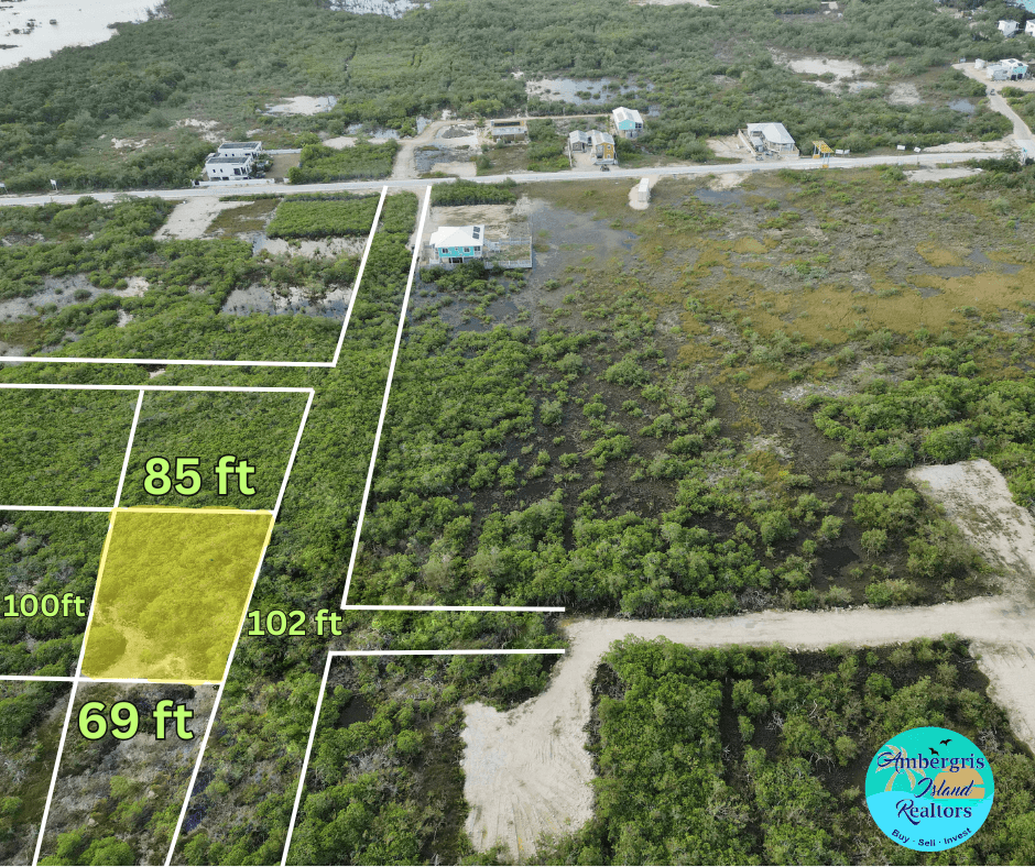 Property for sale in Belize at Secret Beach